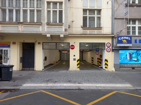 Vinohradská 114, 116 exteriér